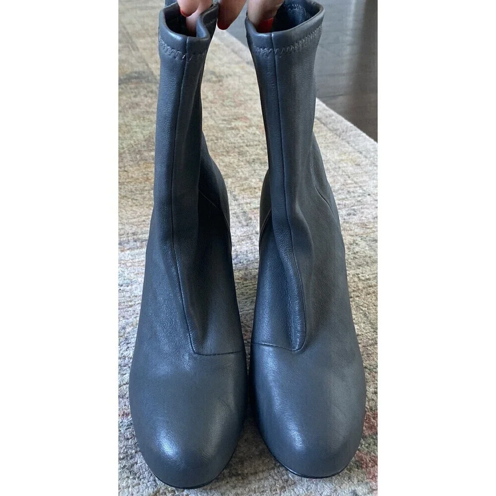 Opening Ceremony Dylan Stretch Leather Gray Ankle Boots Size 38 Chrome Heel - Picture 5 of 10